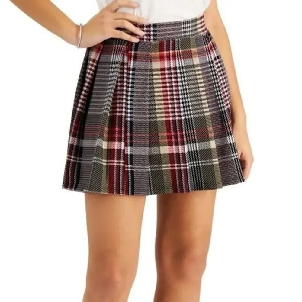 Just Polly Juniors' Plaid Pleated Skater Skirt Pink Plaid Medium - Picture 5 of 5